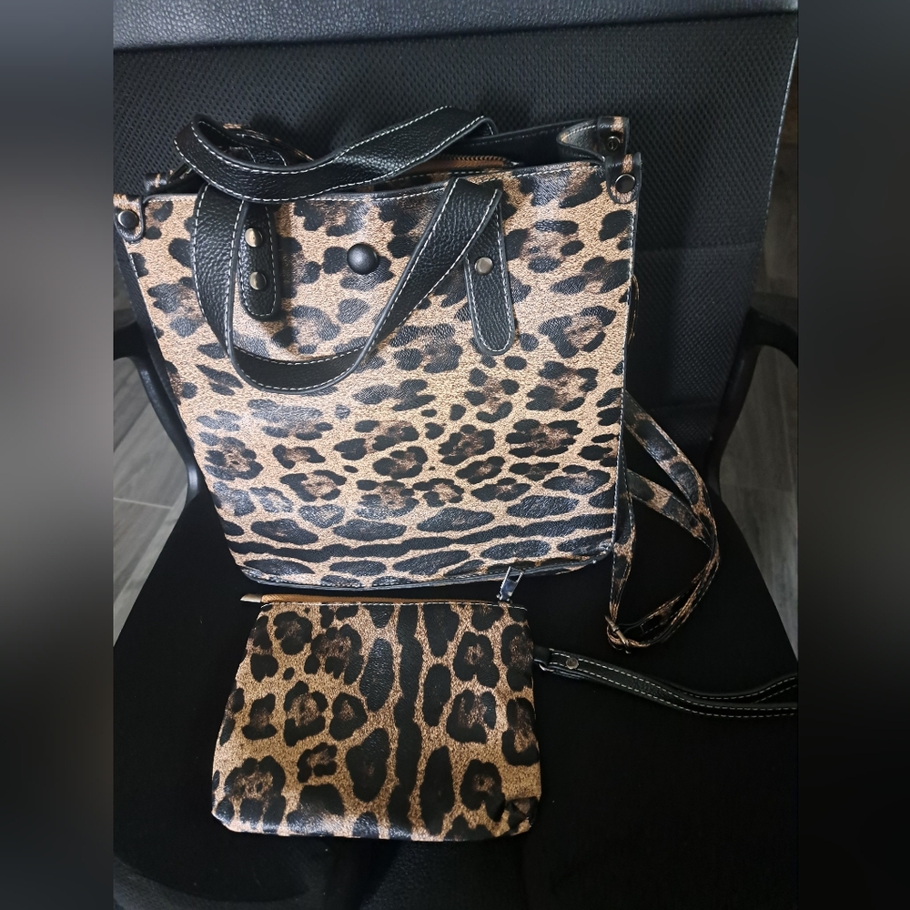Leopard print crossbody bag purse wristlet pouch brown black removable strap